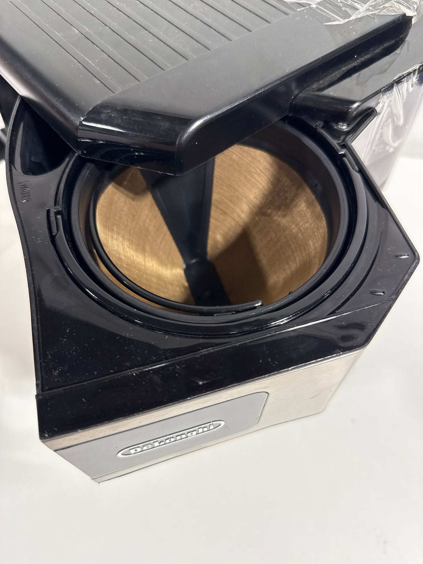 See Desc De'Longhi All-in-One Combination Coffee and Espresso Machine