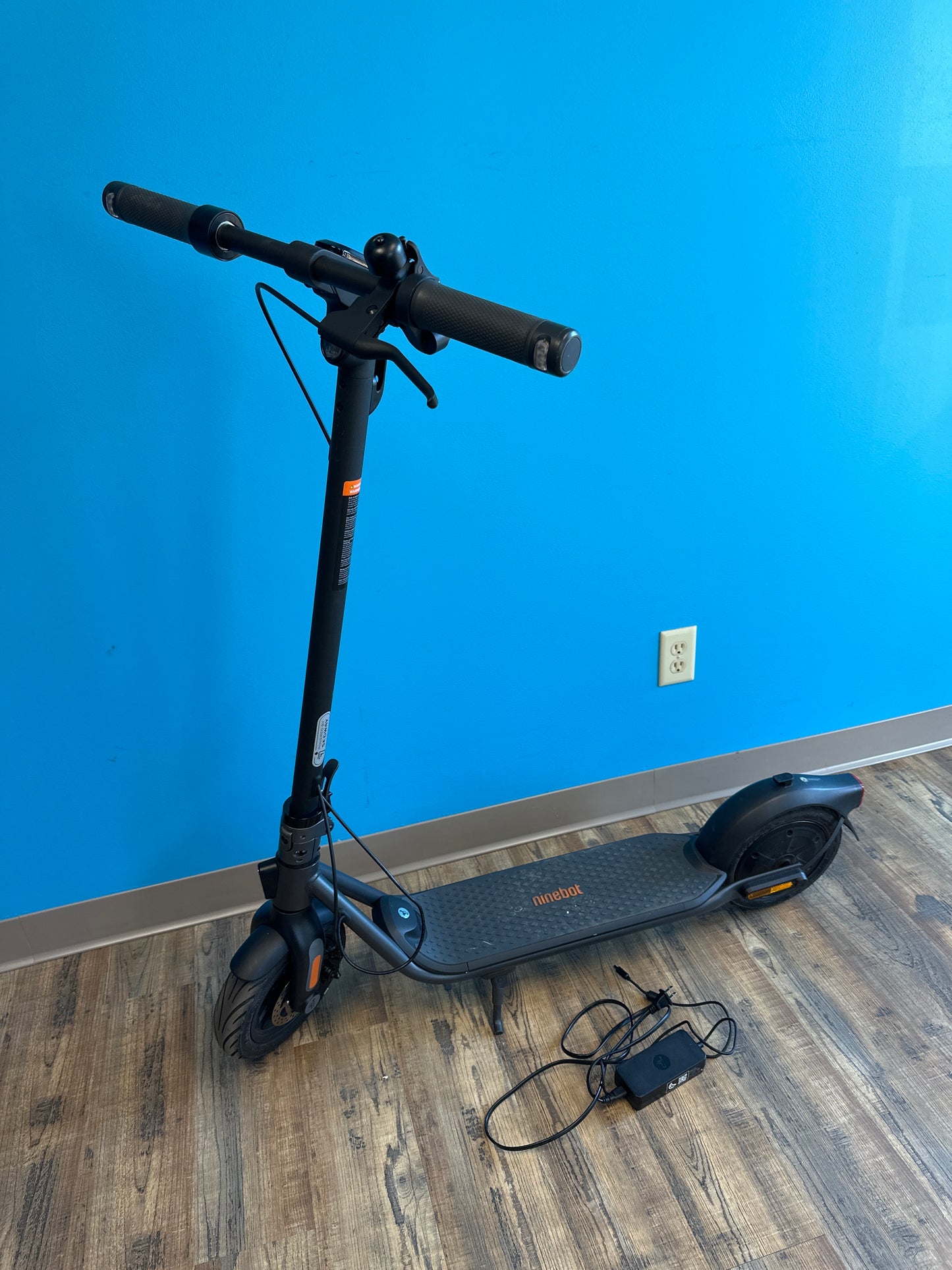 Used Segway - Ninebot F2 Electric Scooter w/25 mi Max Operating Range & 18 mph Max Speed - Black