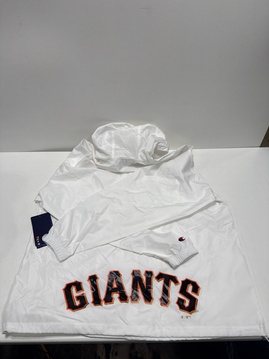 MLB San Francisco Giants Men's Champion White Packable Jacket - L