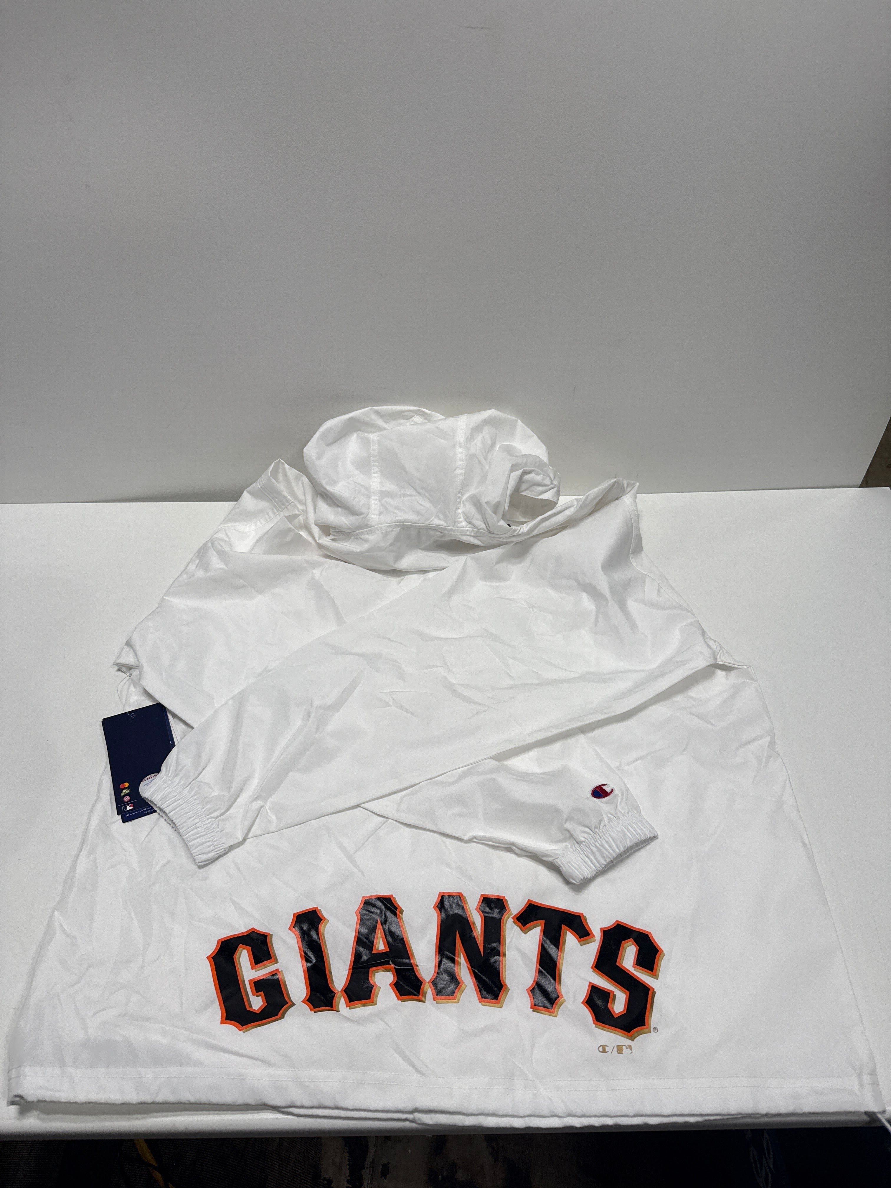 MLB San Francisco Giants Men's Champion White Packable Jacket - L