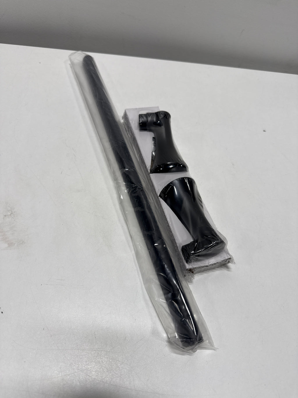 Delta Greydon 18 in. Wall Mounted Towel Bar Bath Hardware Accessory in Matte Black