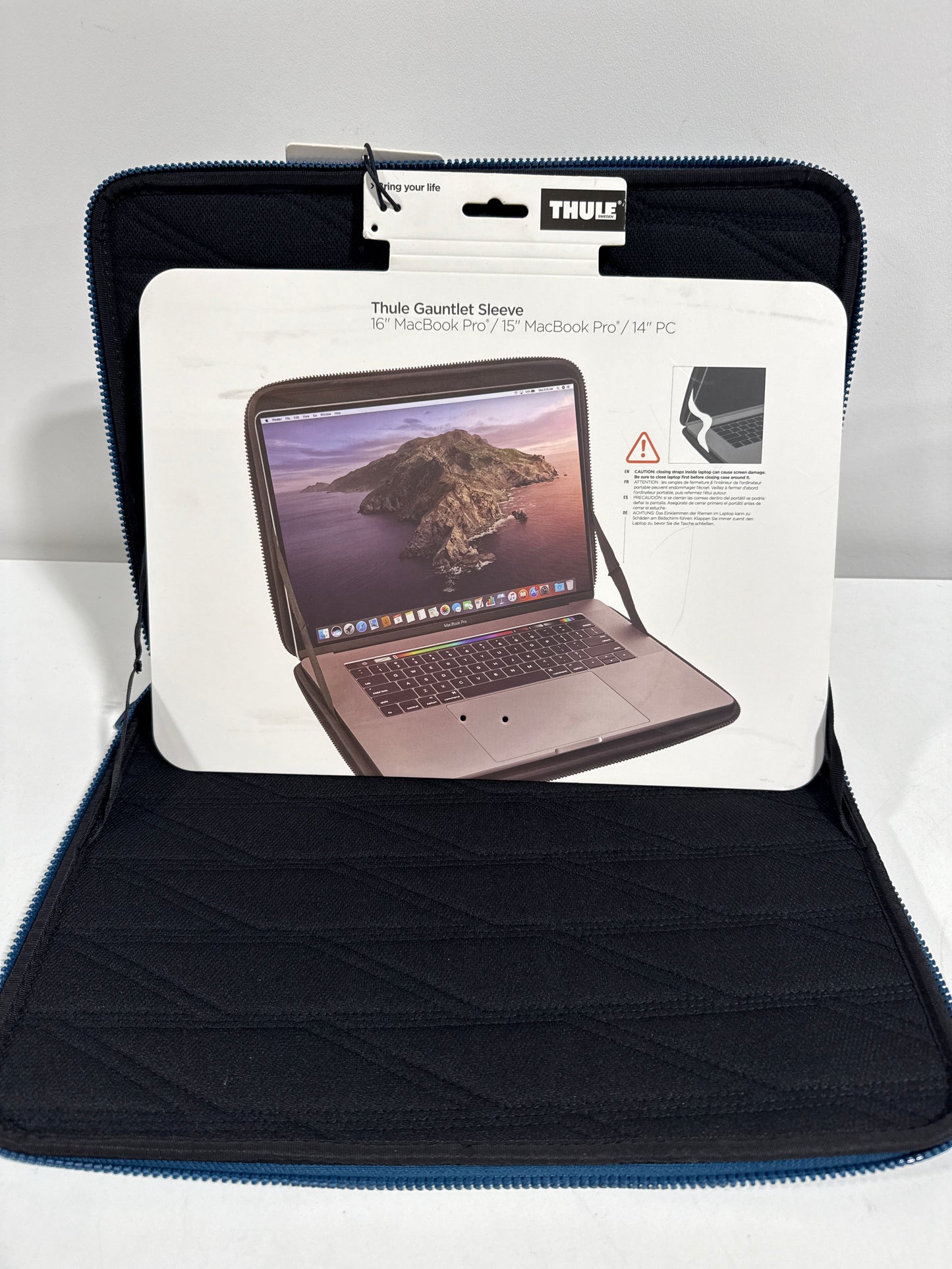 Thule Gauntlet 4.0 TGSE-2357 for MacBook Pro 16" Blue Sleeve Case