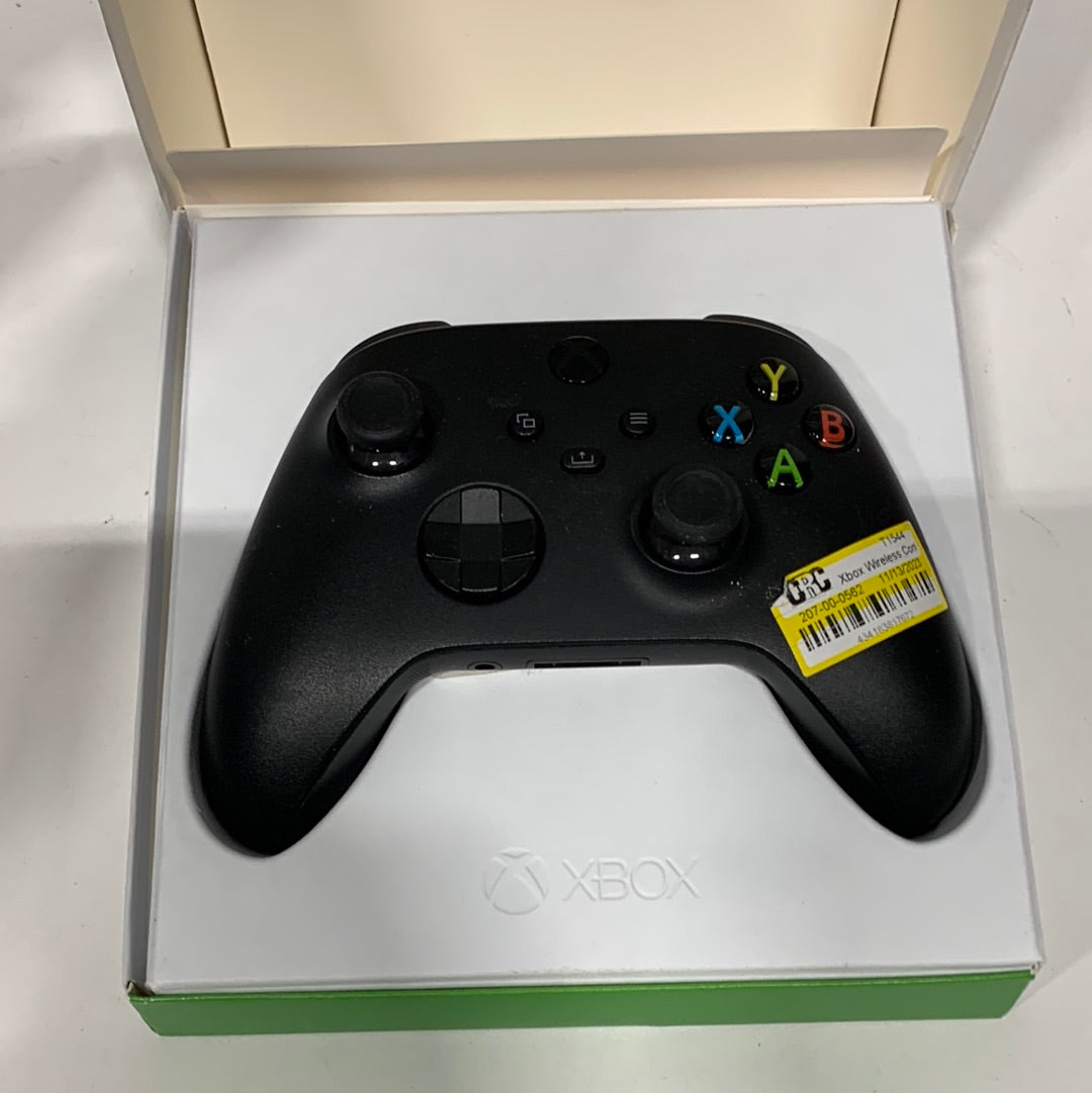 Used Xbox PC Gaming Controller with USB-C Cable