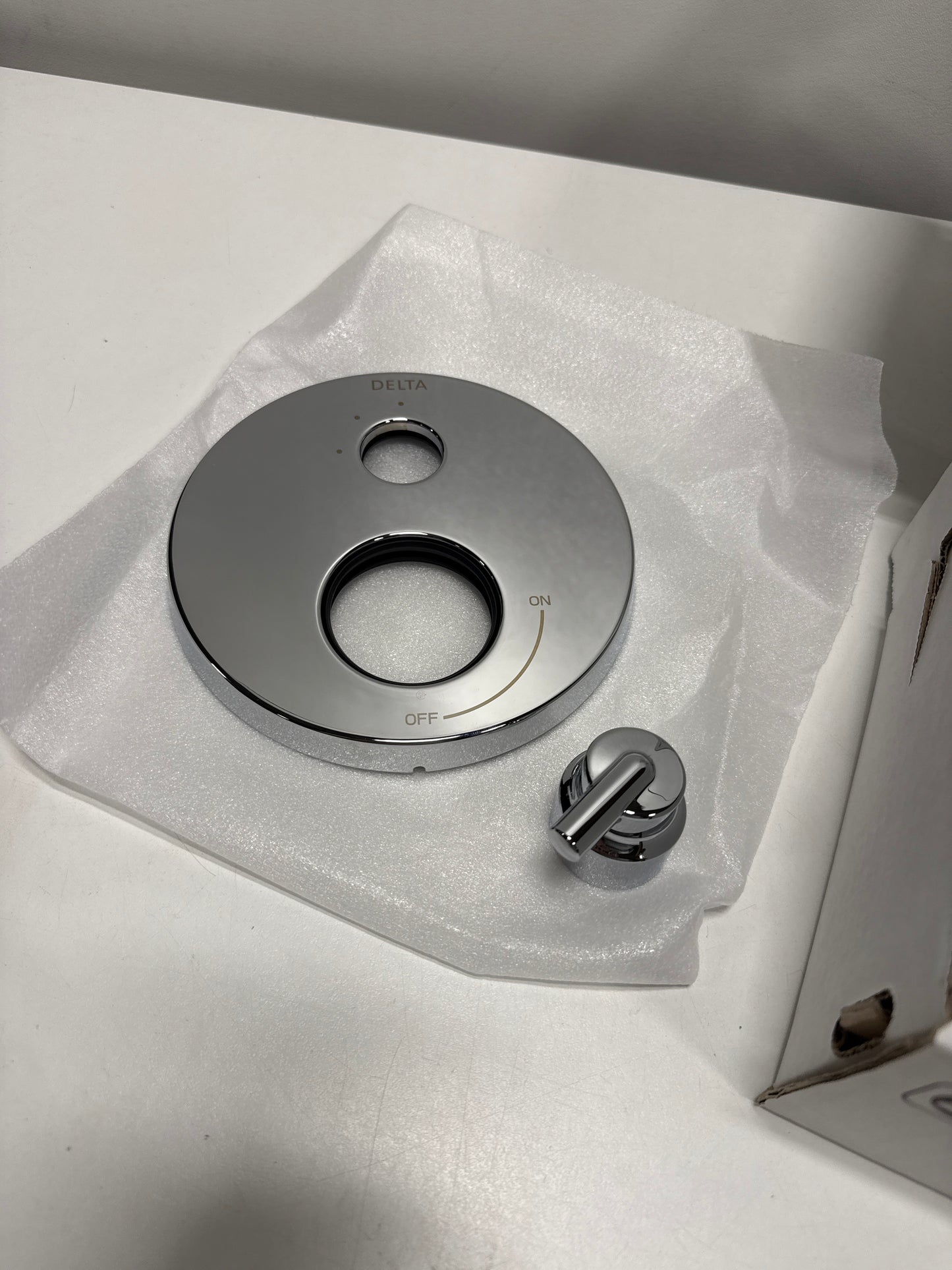 Trinsic Contemporary Two Handle Monitor 17 Series Valve Trim with 3-Setting Integrated Diverter