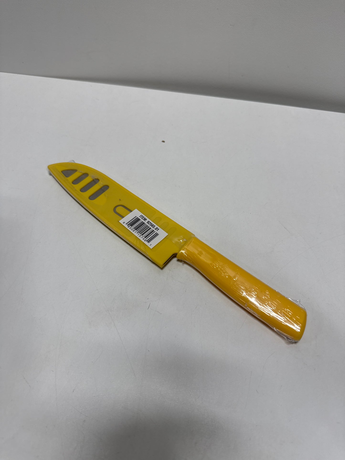 Single Grantville 6 Inch Santoku Knife with Sheath in Assorted Colors