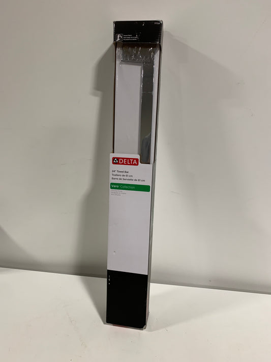 Vero 24 in. Wall Mount Towel Bar Bath Hardware Accessory in Polished Chrome