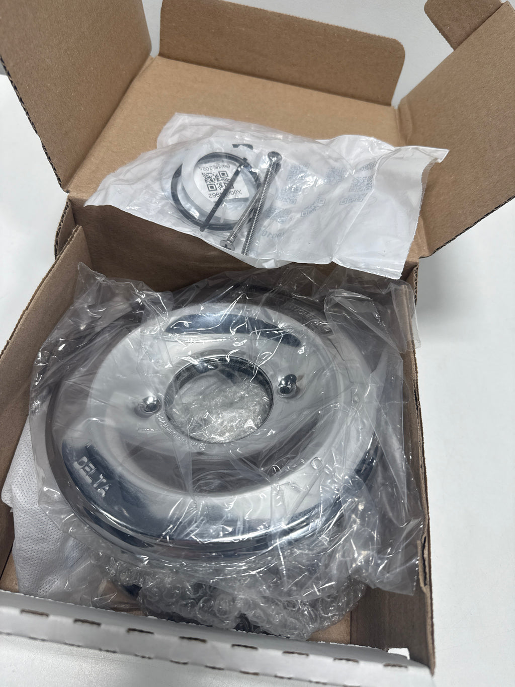Delta Lahara Monitor 14 Series Single Function Pressure Balanced Shower Only - Less Rough-In Valve Model: T14238