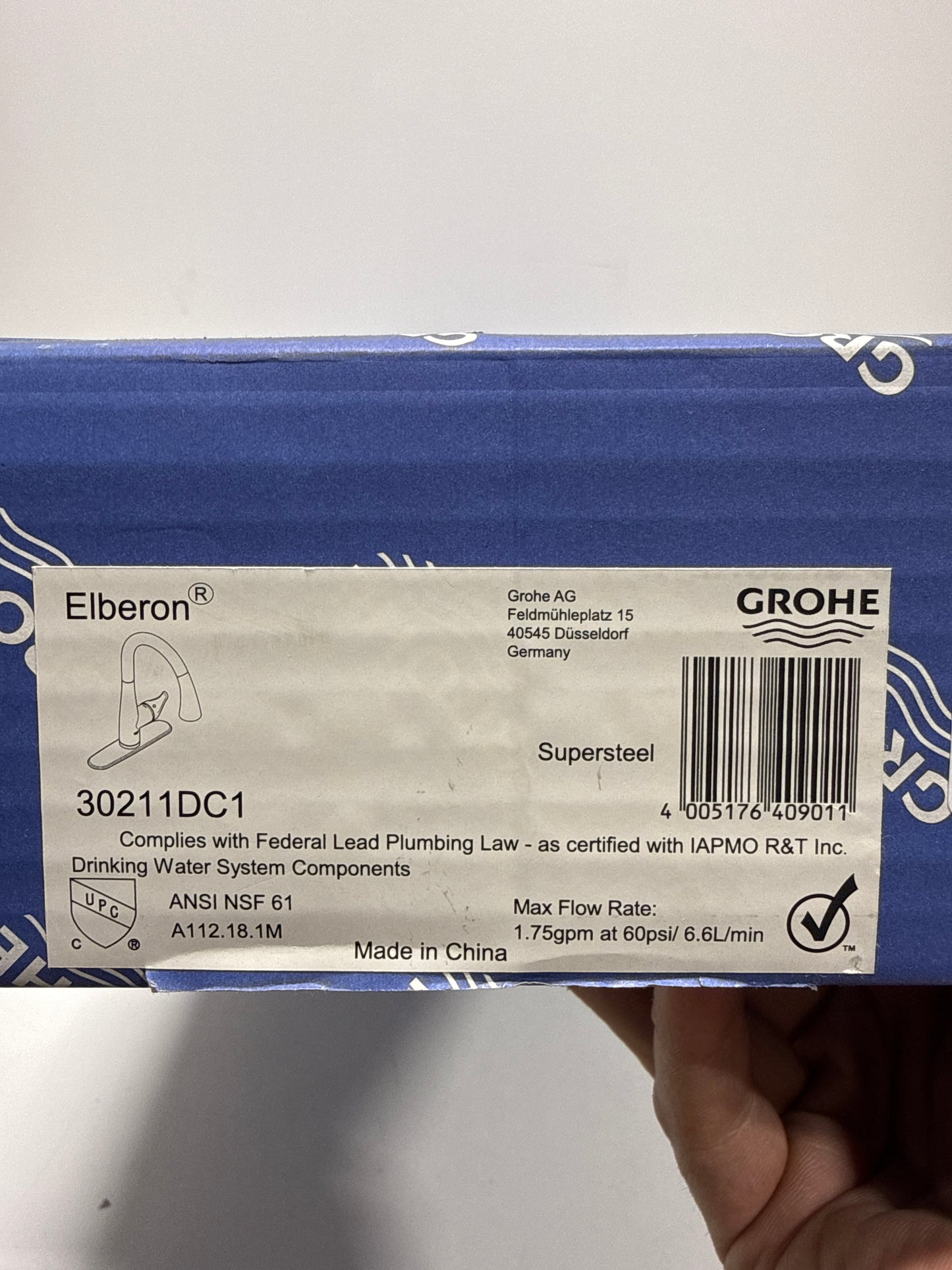 Grohe 30 211 1 Elberon Single Handle Single Hole Pull-Down Kitchen Faucet with SilkMove Cartridge & Locking Dual Spray Control - Includes Escutcheon