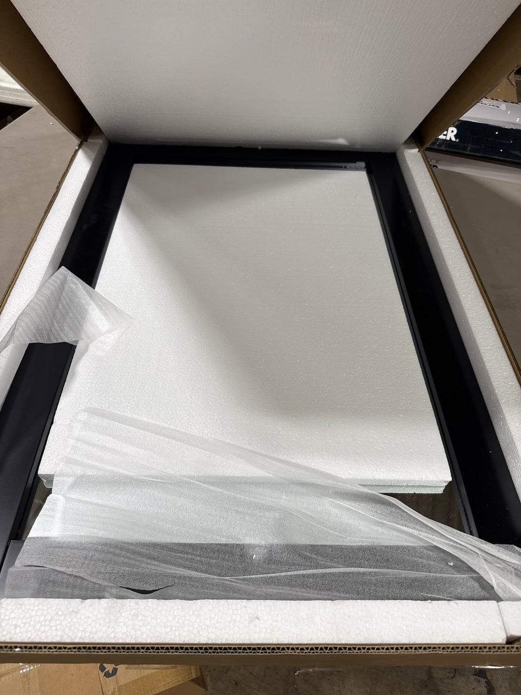 Elegant Decor Aqua 24x36 MDF Wood and Metal Vanity Mirror in Black