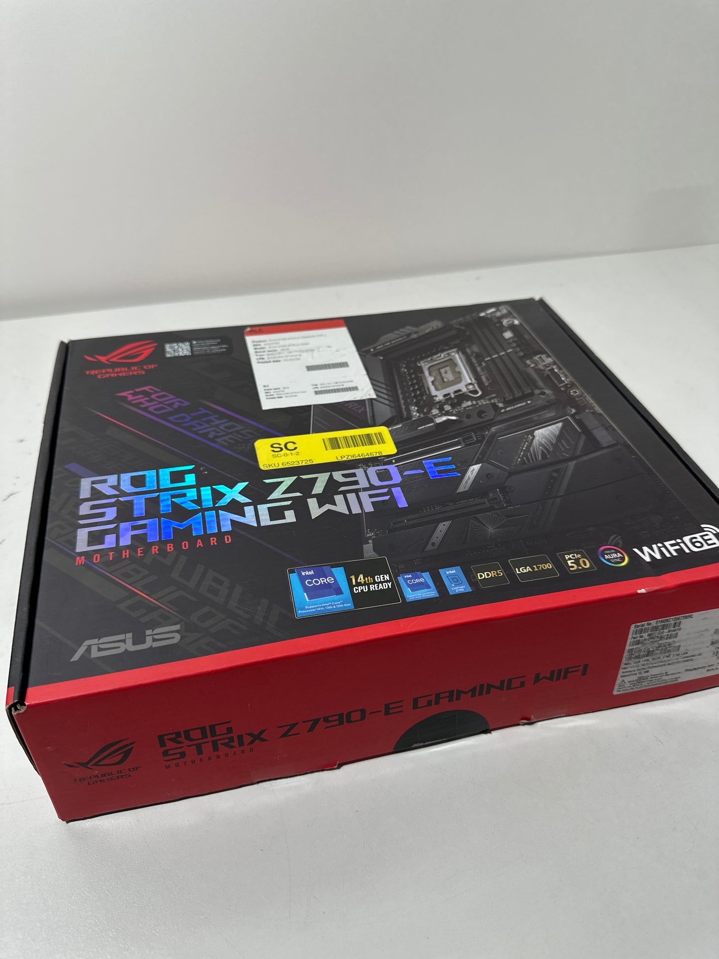 See Desc ASUS - ROG STRIX Z790-E GAMING WIFI (Socket LGA 1700) Intel Z790 ATX DDR5 Wi-Fi 6E Motherboard - Black