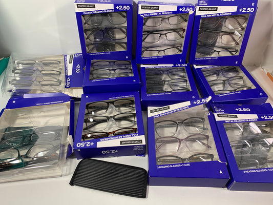 33 - Design Optics by Foster Grant Full Frame Plastic Classic Reading Glasses +2.50