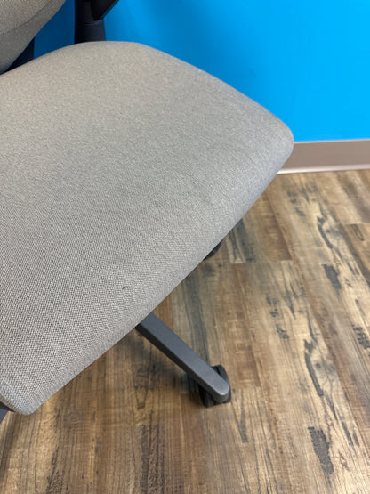 Steelcase - Gesture Shell Back Office/Gaming Chair - Truffle