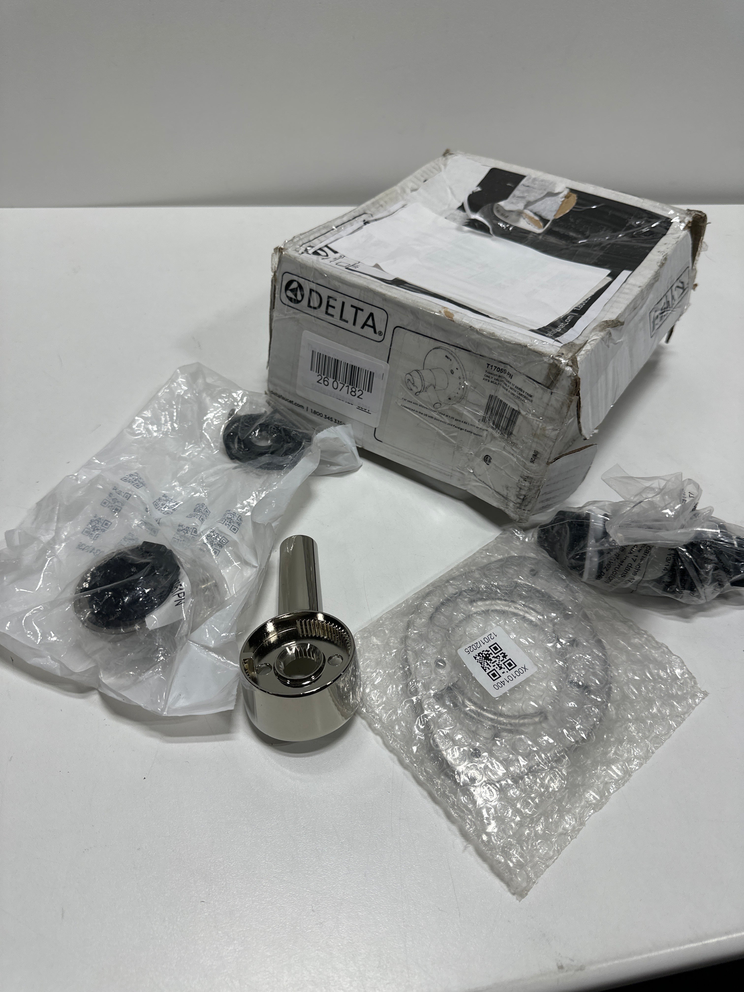 Parts Delta Trinsic 1-Handle Wall Mount Valve Trim Kit in Polished Nickel
