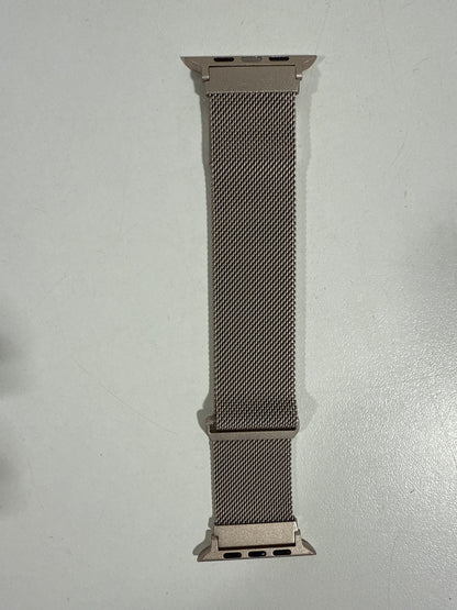 Insignia™ - Stainless Steel Mesh Band for Apple Watch 44mm, 45mm, 46mm Series 10, 49mm, SE, Ultra and Ultra 2 49mm - Champagne