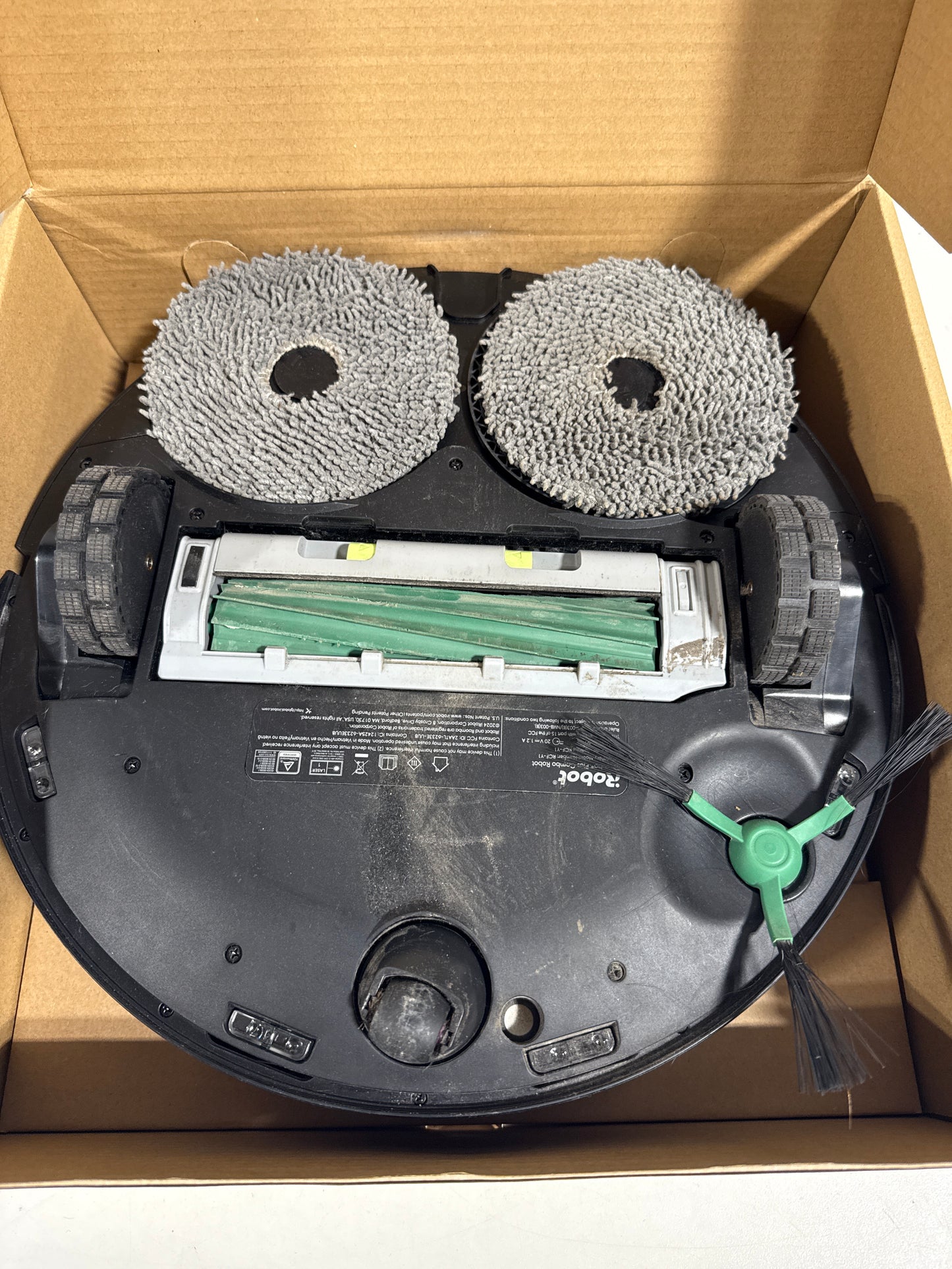 Used IRobot - Roomba 505 Combo Vacuum & Mop + AutoWash Dock
