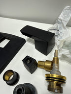 Used Brizo T75588-BL - Brizo Vettis: Tempassure Thermostatic Valve With Integrated 3-Function Diverter Trim Matte Black T75588-BL.