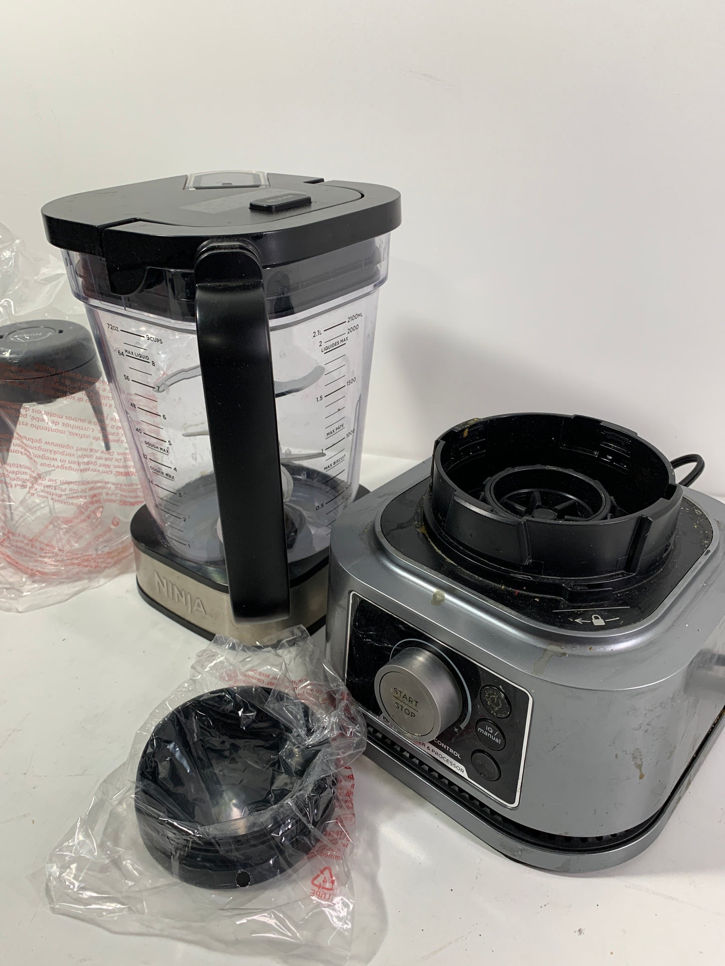 Used  Ninja Foodi Power Blender & Processor System with Smoothie Bowl Maker and Nutrient Extractor 1400 Watts