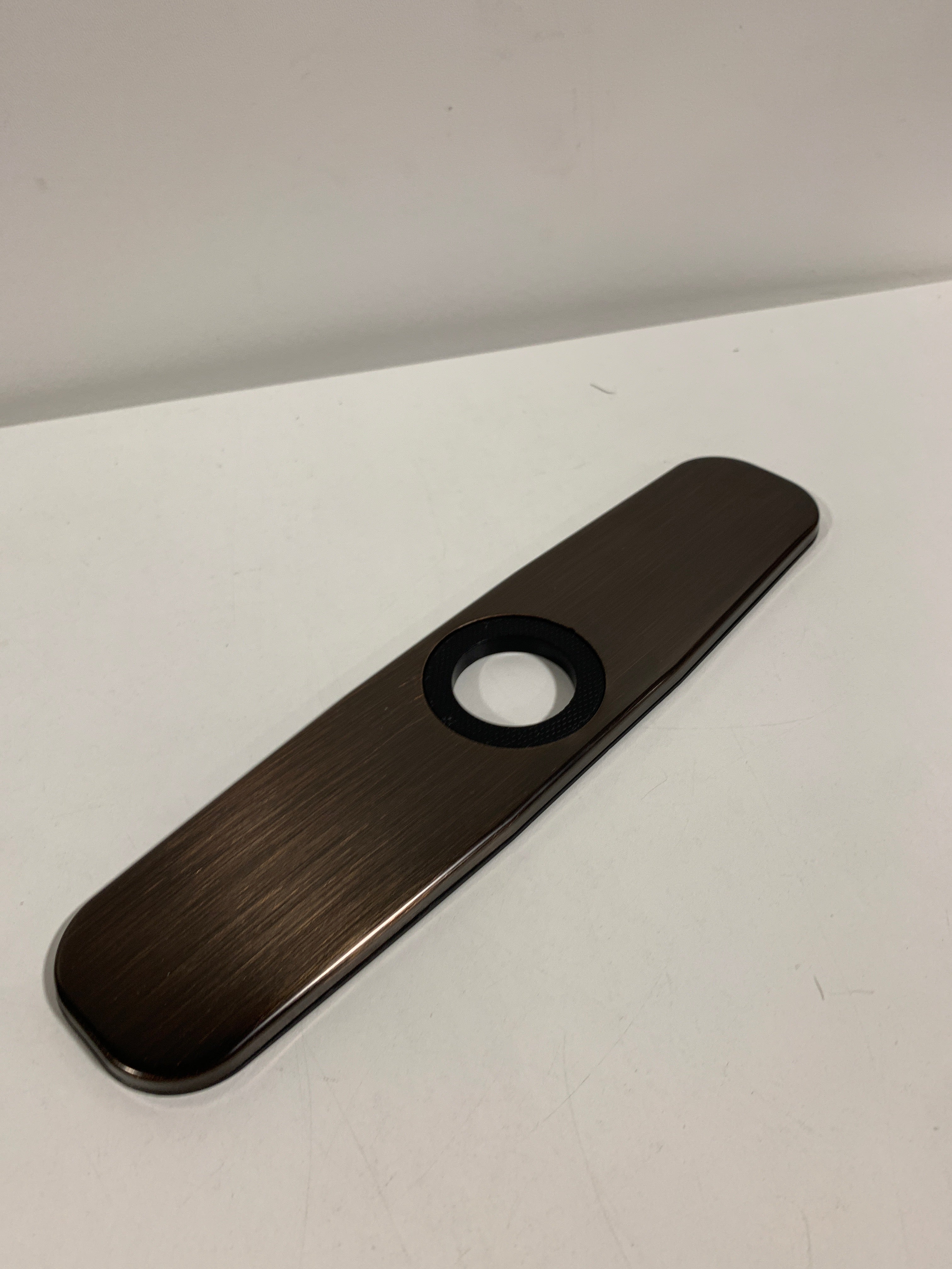 Signature Hardware OBPF1F80037 8 INCH DECK PLATE GM - Oil Rubbed Bronze - *Plumbing