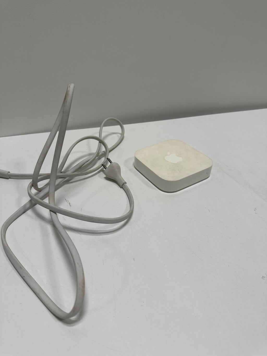 Used Apple AirPort Express Router