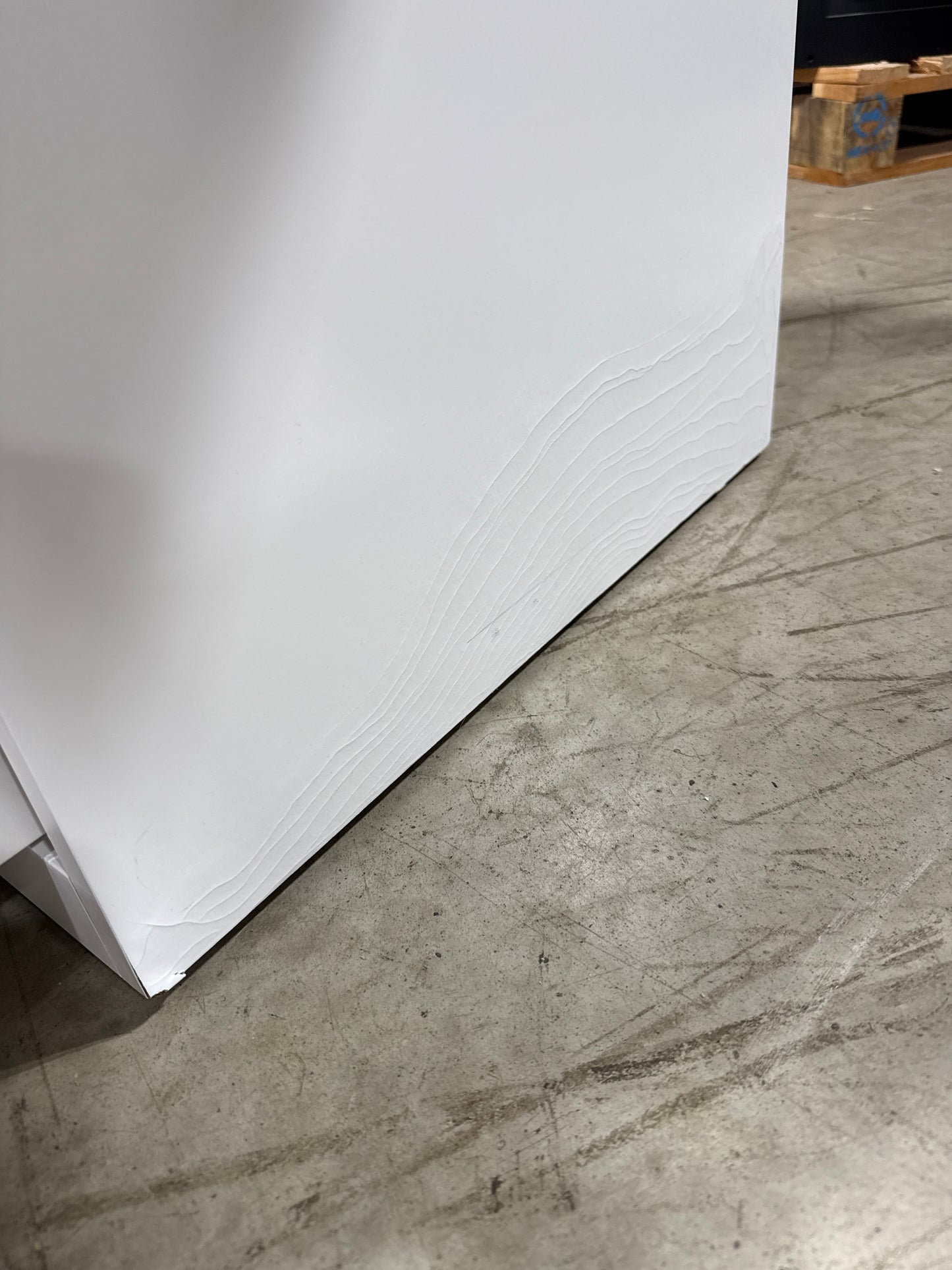 Used See Dec Tresanti Alexandra Vanity Table with LED Lighted Mirror