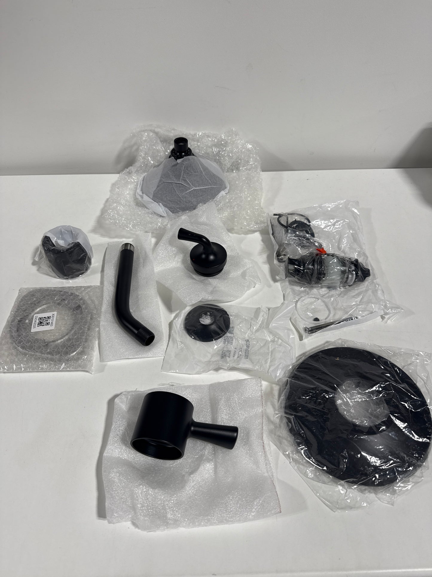 Scratch Delta T17233 Kayra Monitor 17 Series Dual Function Pressure Balanced Valve Shower Only with Integrated Volume Control - Less Rough-in Valve Matte