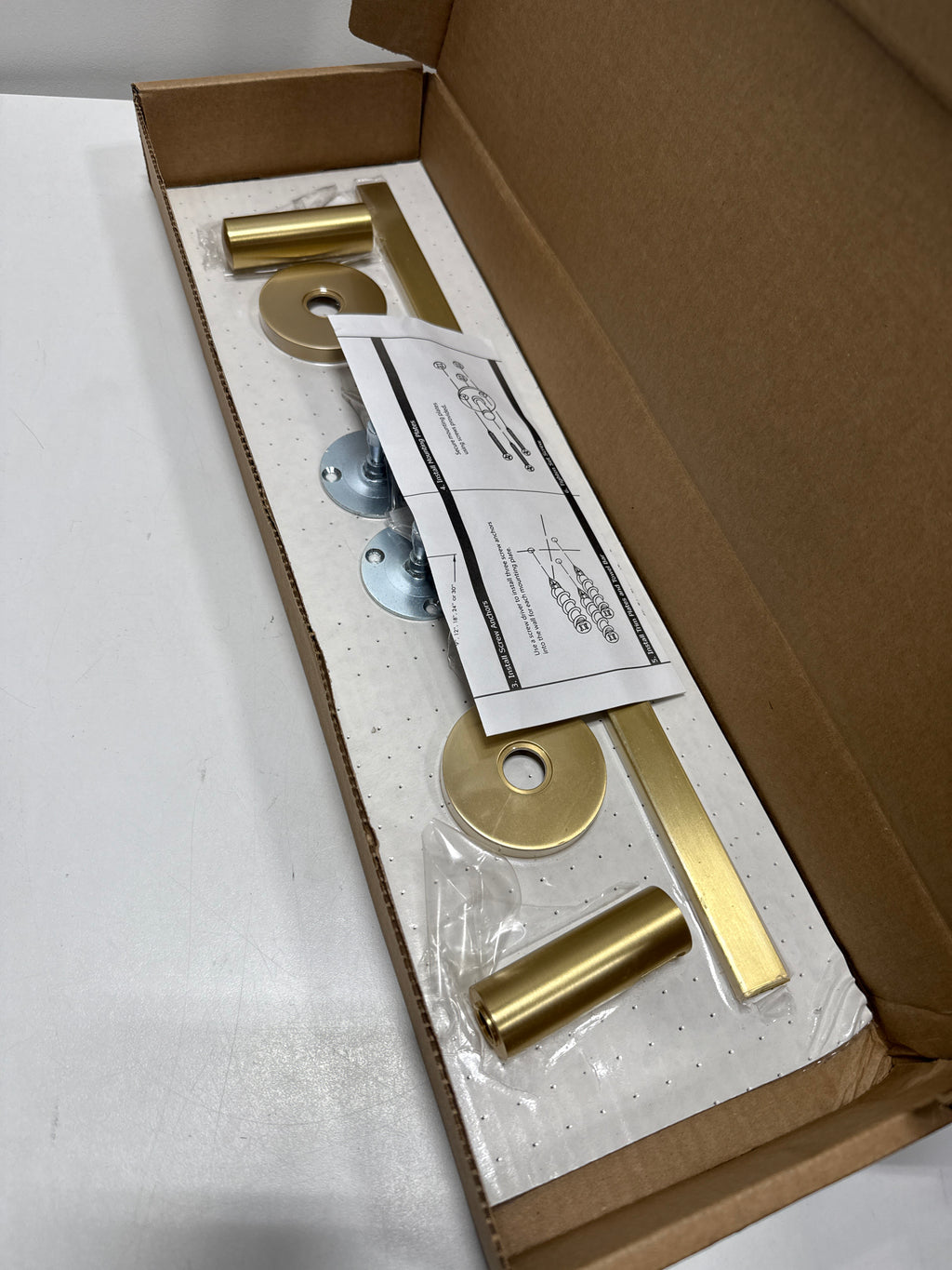 Emtek Modern 18" Solid Brass Towel Bar Model: 28021US4 |
