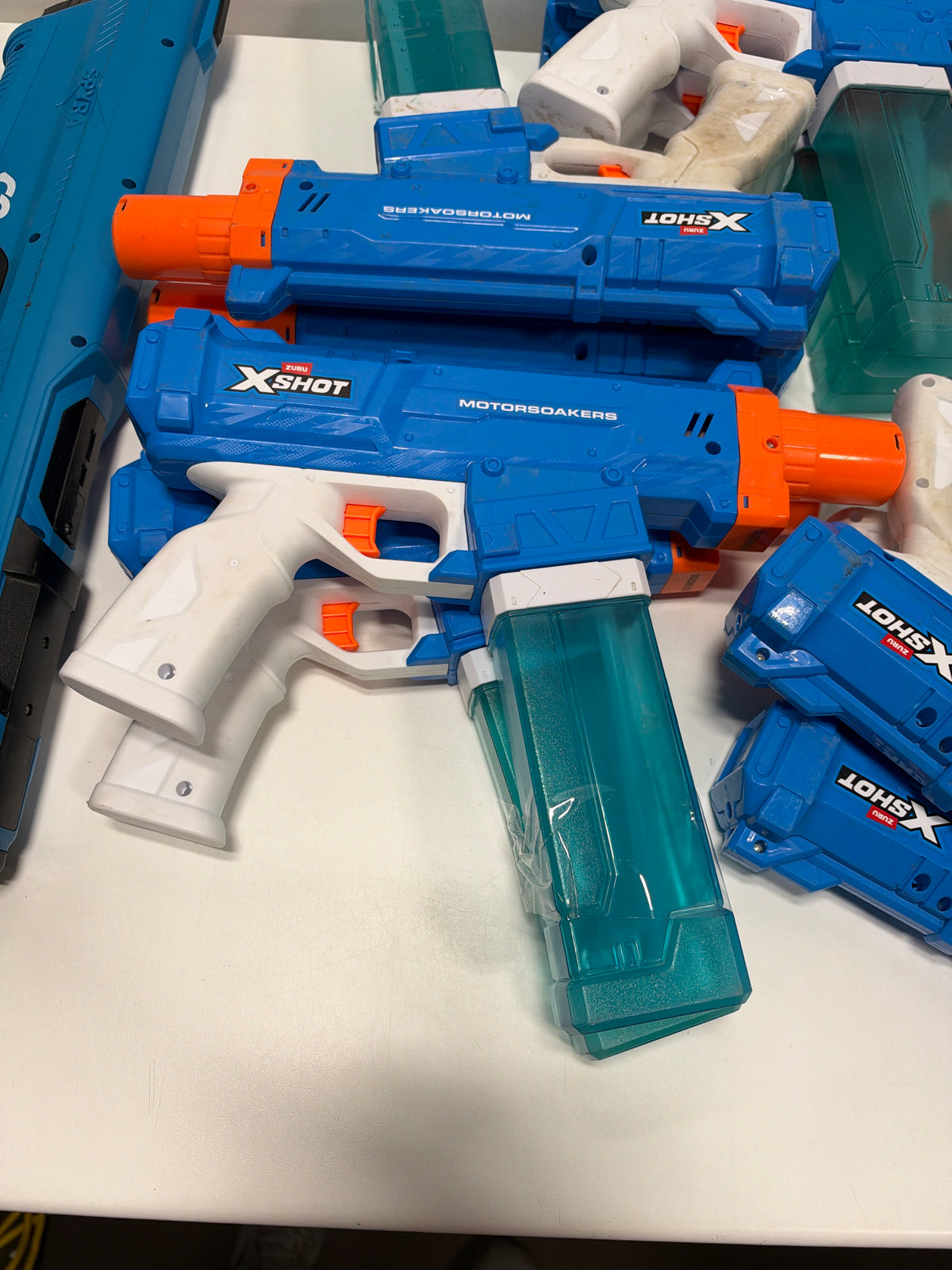 Untested 12 Zuru X shot & Spyrago Water guns