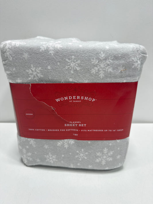 Queen Christmas Flannel Sheet Set Gray Snowflake - Wondershop
