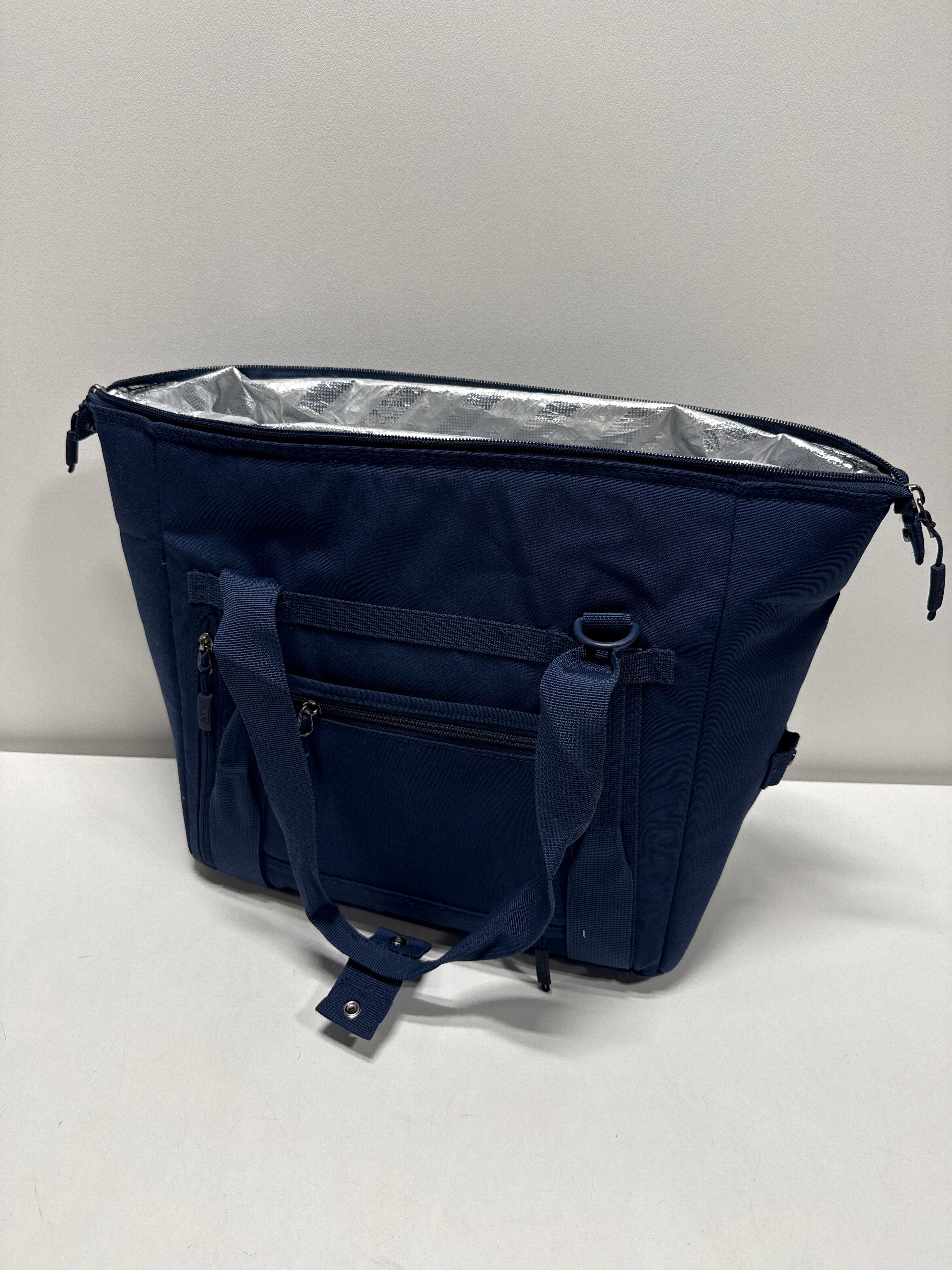 Titan by Artic Zone Insulated Carry All - Converts from Duffel to Tote