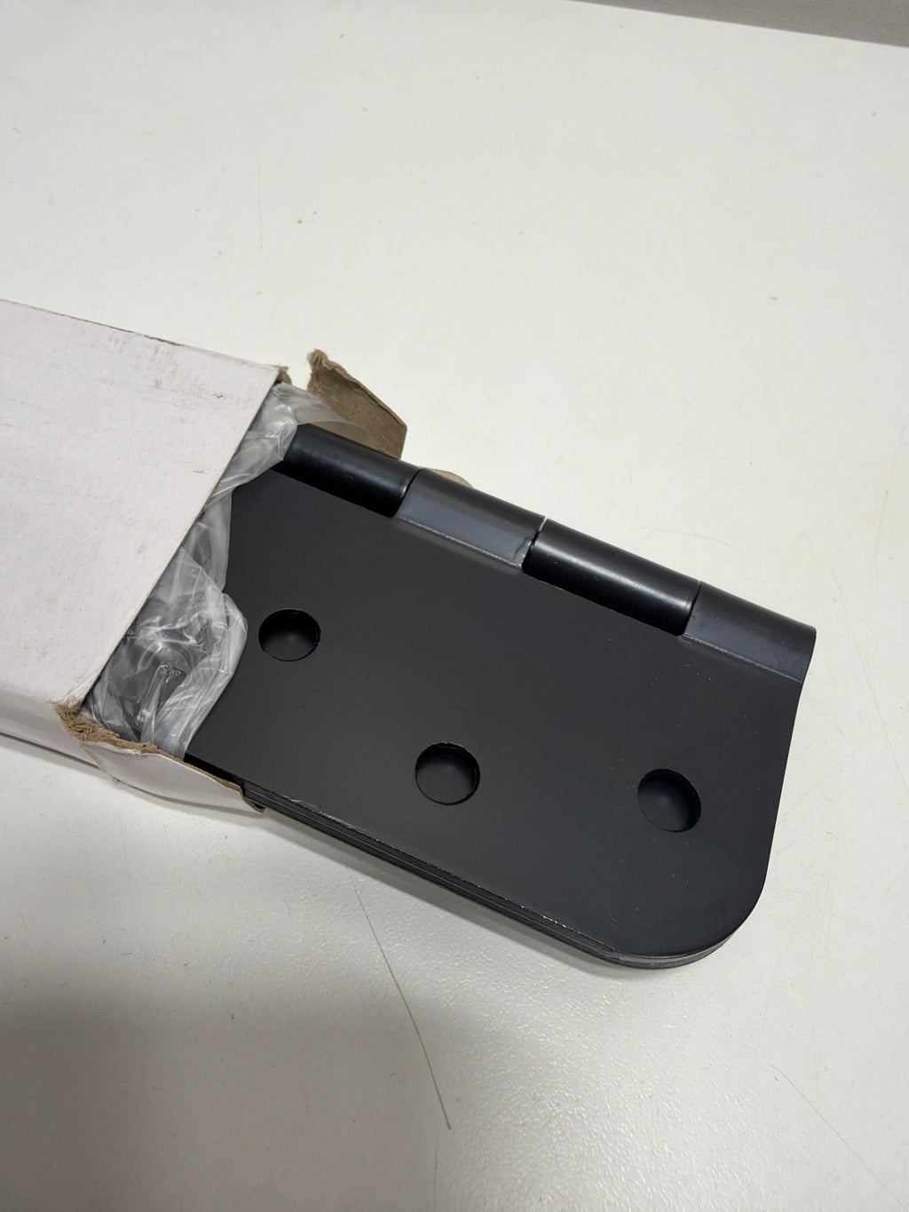 2 x Deltana S44R51B Value Choice for Indoor Applications Steel 4-Inch x 4-Inch x 5/8-Inch Radius Hinge