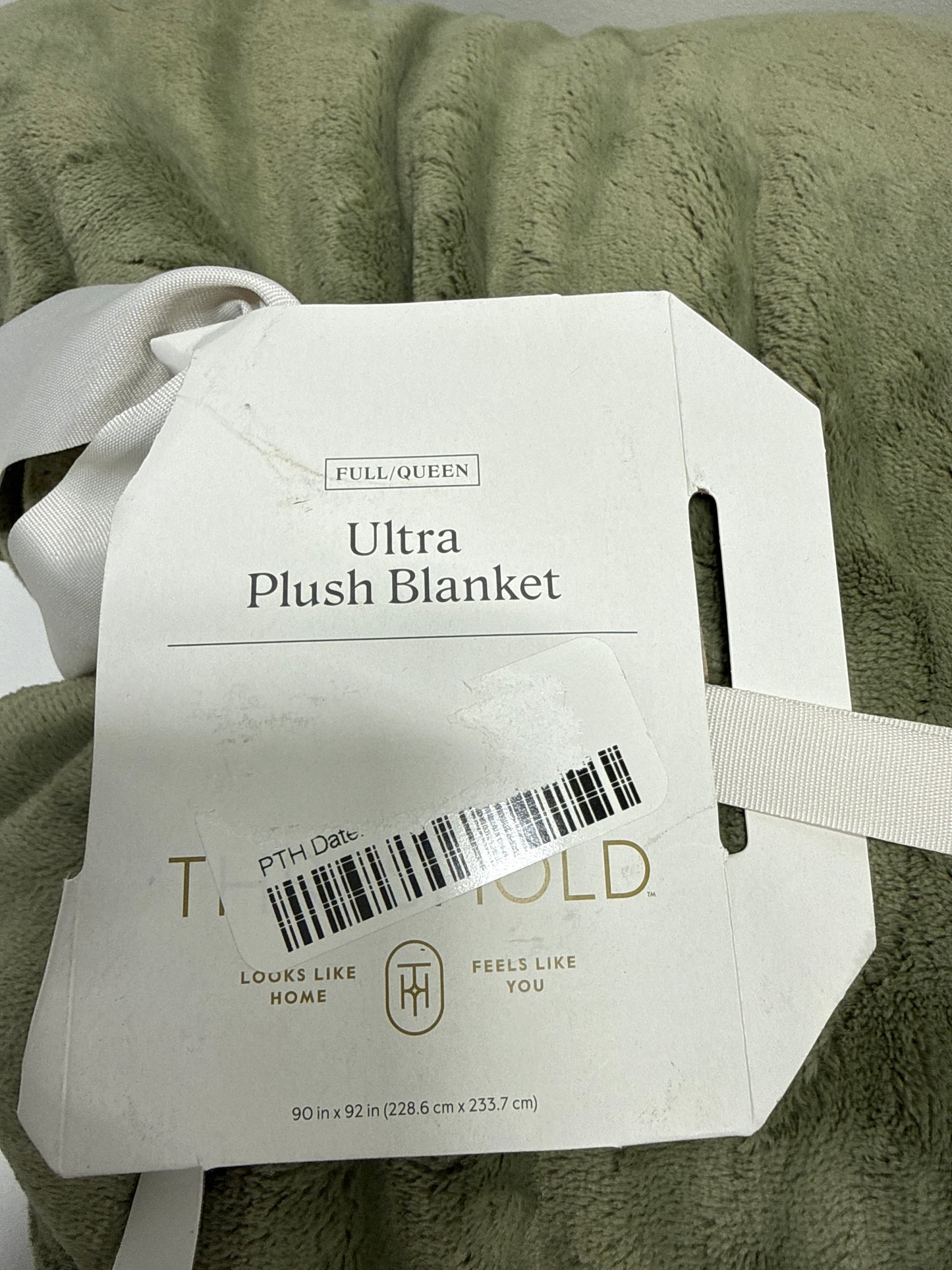 Full/Queen Ultra Plush Blanket Green- Threshold