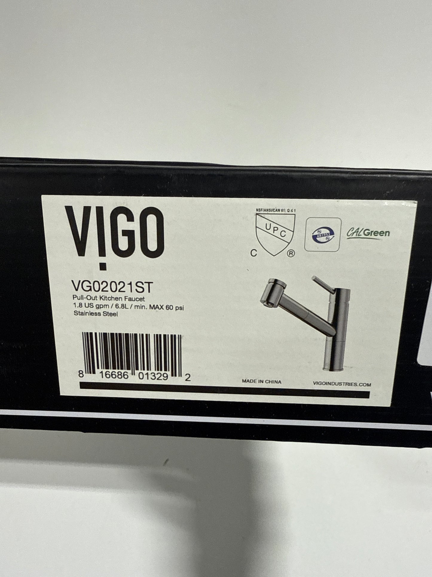 Vigo VG02021 Branson 1.8 GPM 9" H Single Handle Single Hole Pull Out Kitchen Faucet Stainless Steel