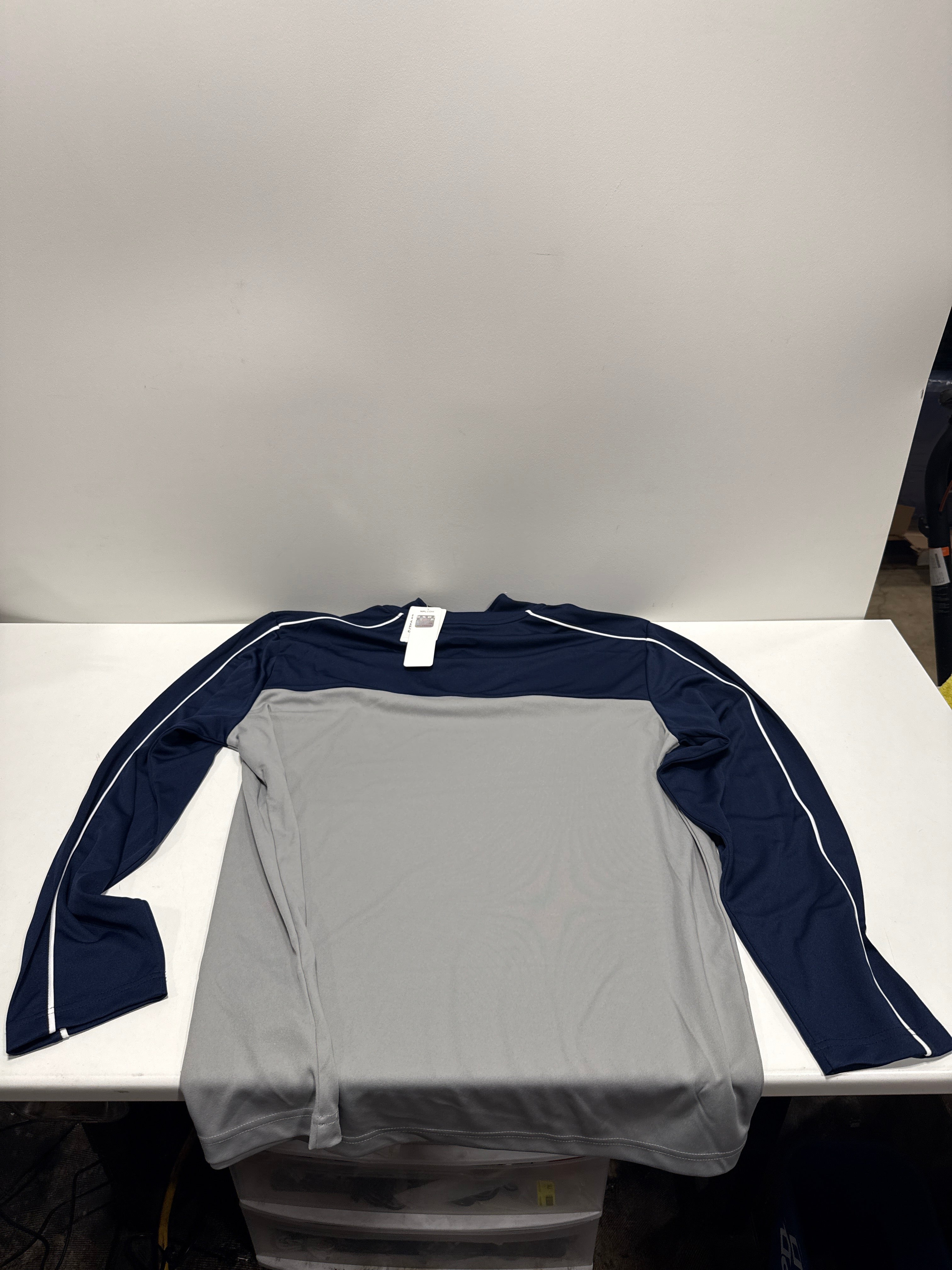 NFL Dallas Cowboys Men's Long Sleeve 1/4 Zip Sweatshirt - XL