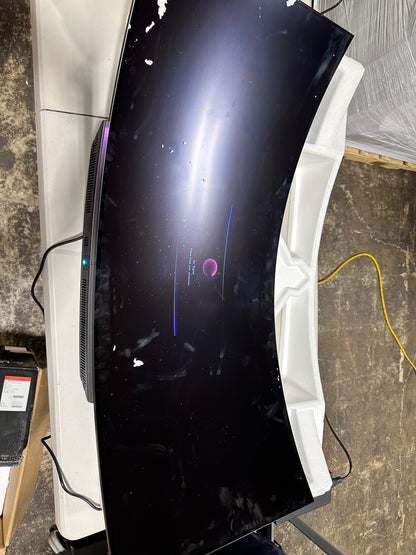 LG UltraGear 45" QHD 240Hz 0.03ms GTG Curved OLED G-Sync Gaming Monitor (45GR95QE-B) - Black