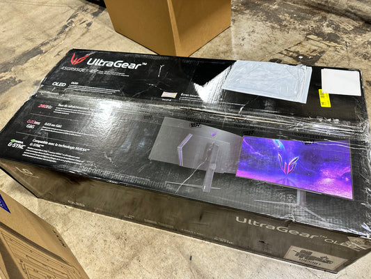 LG UltraGear 45" QHD 240Hz 0.03ms GTG Curved OLED G-Sync Gaming Monitor (45GR95QE-B) - Black