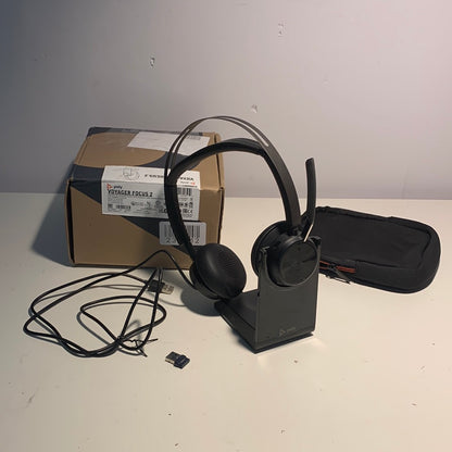 Poly - Voyager Focus 2 UC USB-A Headset with Stand (Plantronics)