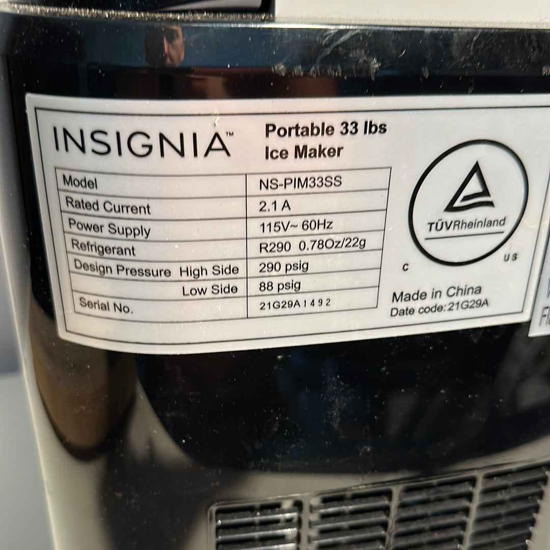 Used Insignia Portable Icemaker 33 lb. With Auto Shut-Off - Stainless steel