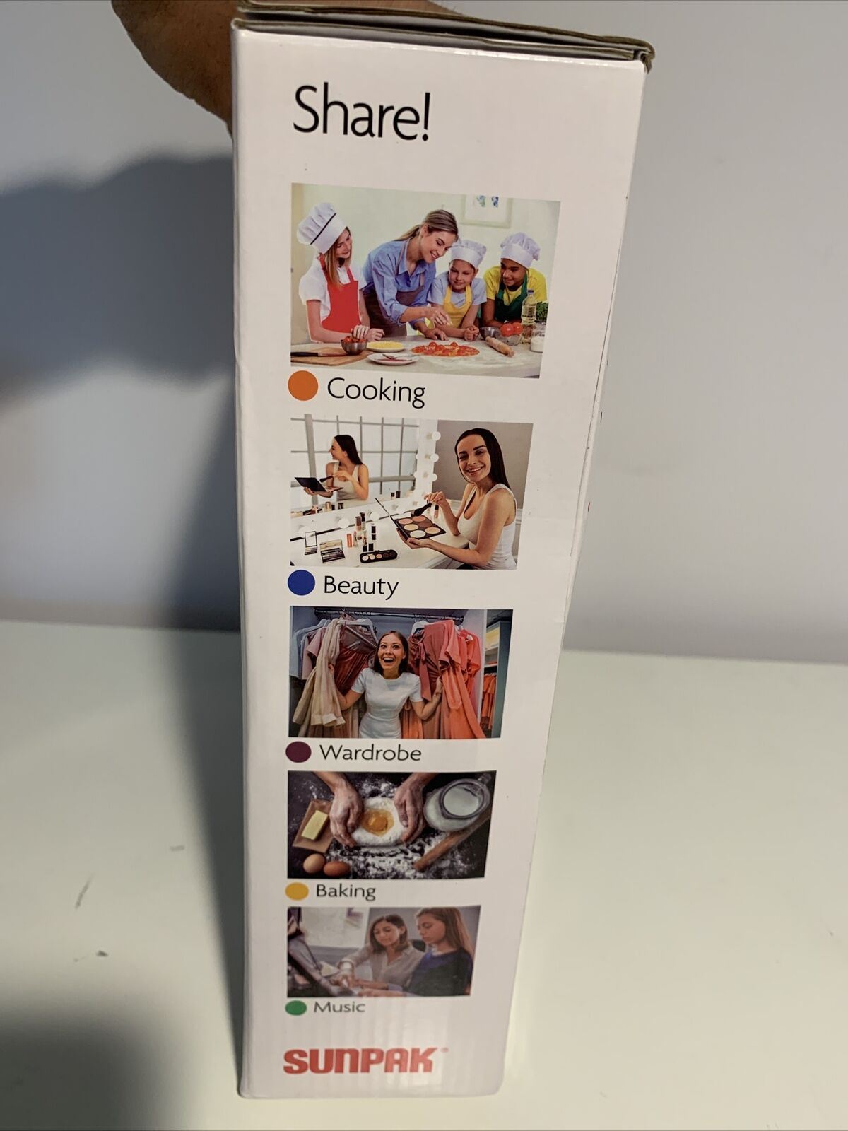 Sunpak Self-Storing Vlogging Kit w/Bluetooth Remote - VGC-LED - *Cameras Camcorders & Drones