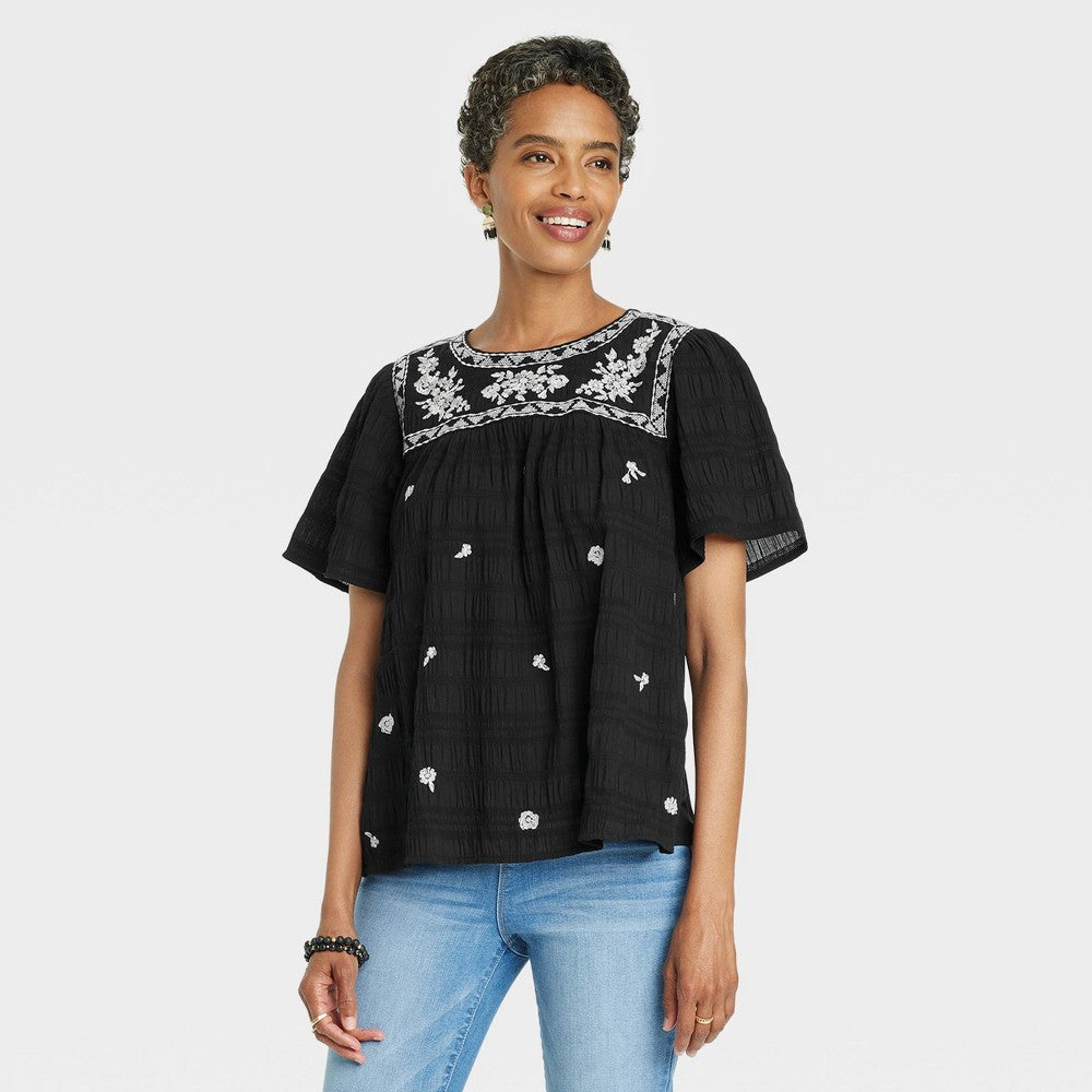 Women' Flutter Hort Leeve Embroidered Top - Knox Roe Small