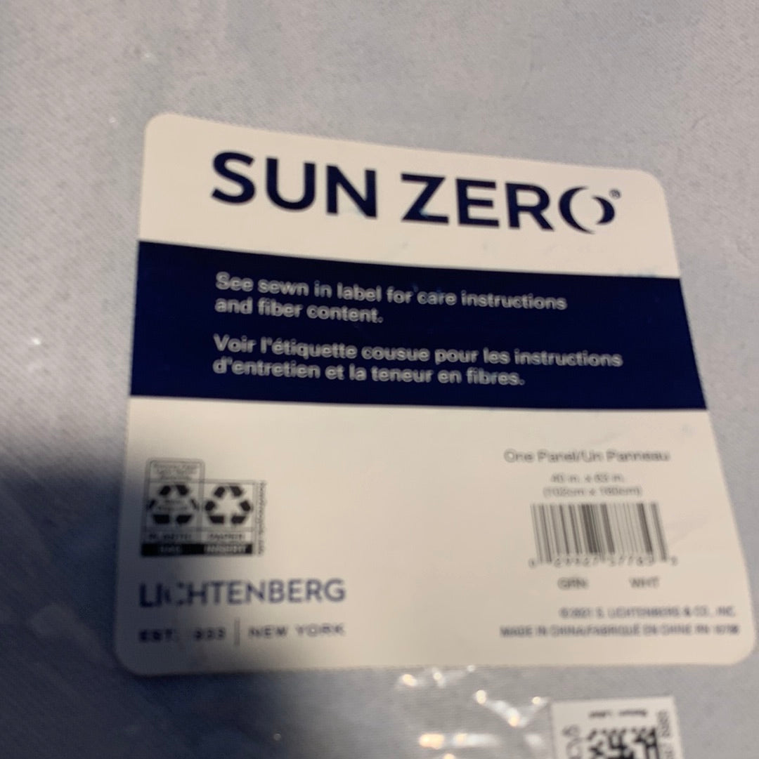 Sun Zero Nolan Energy Efficient Blackout Grommet Par 40 X 63 Gris