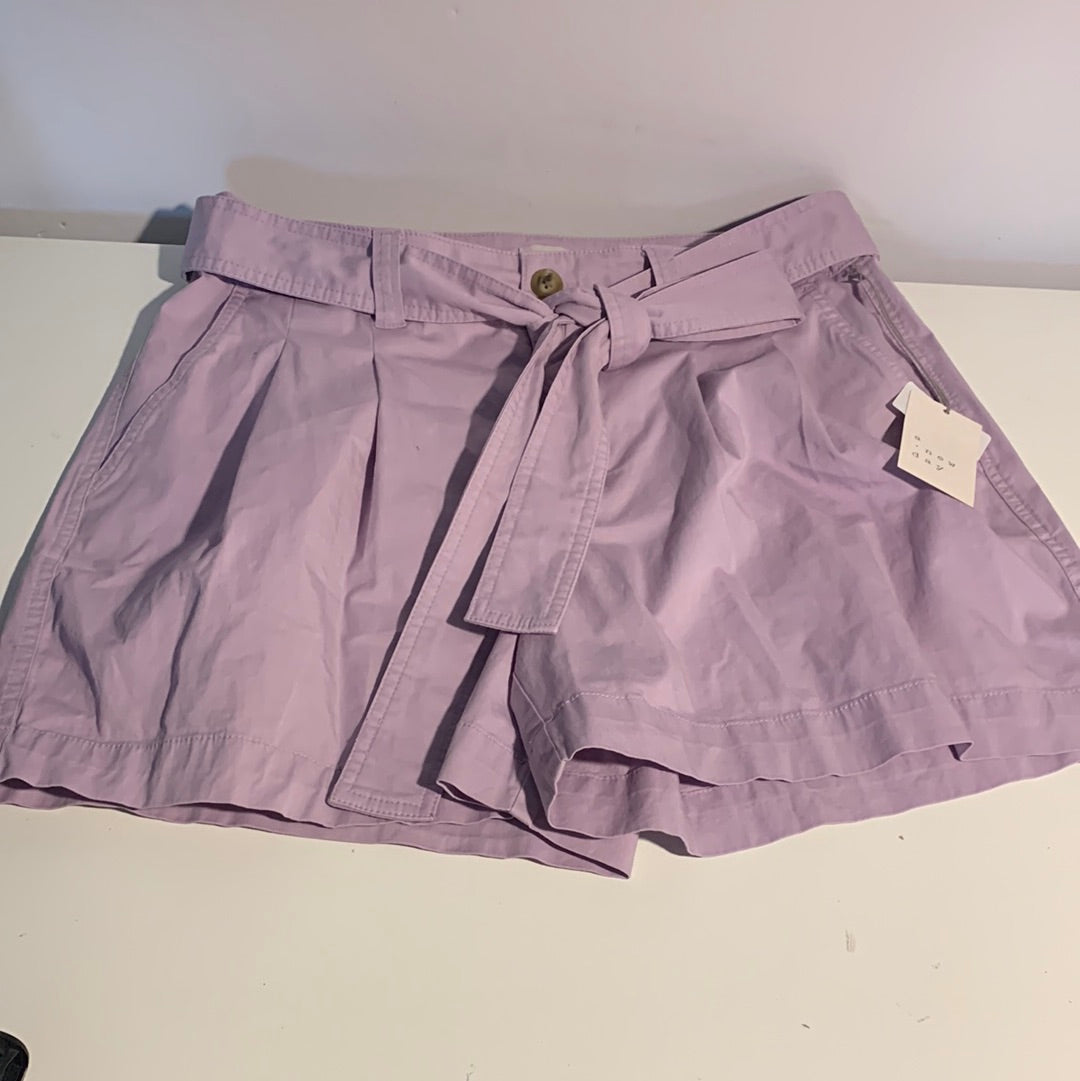 Shorts de tiro alto con pliegues en el frente para mujer - a New Day Purple