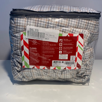 MARTHA STEWART COLLECTION Holiday Printed Cotton Flannel 4-Pc. Sheet Set, Queen Houndstooth